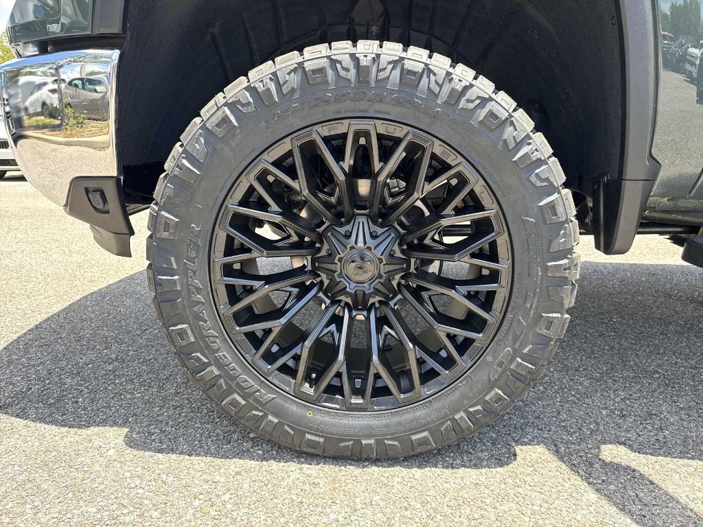 new 2025 Chevrolet Silverado 2500 car, priced at $91,189