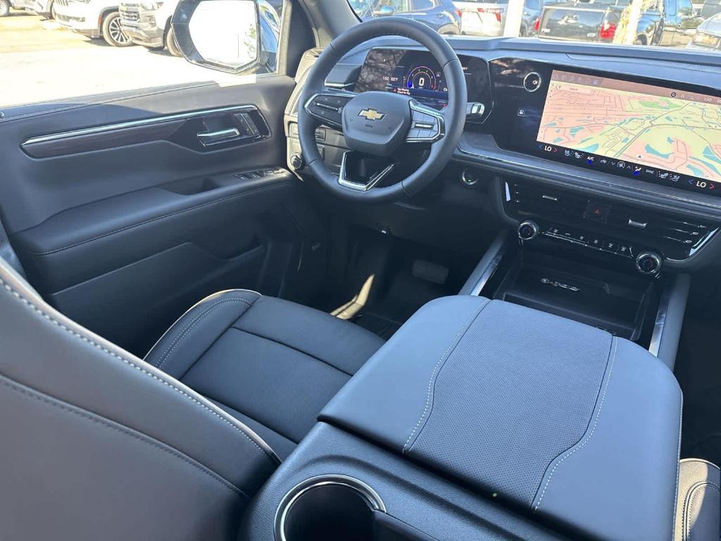 new 2025 Chevrolet Suburban car, priced at $74,490