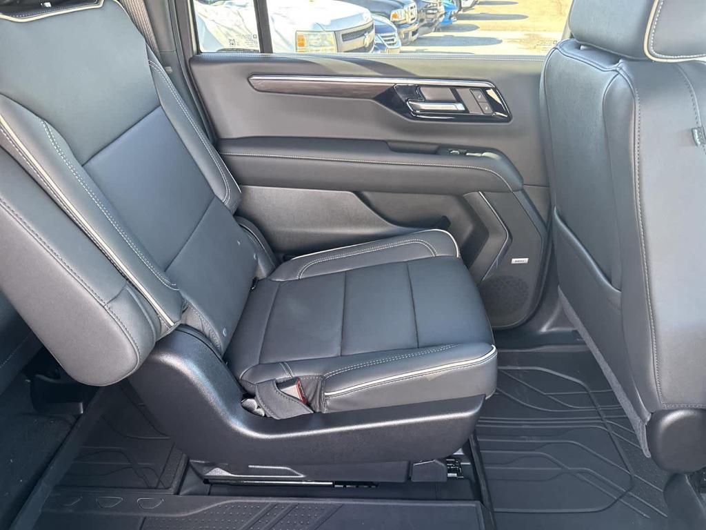 new 2025 Chevrolet Suburban car, priced at $74,490