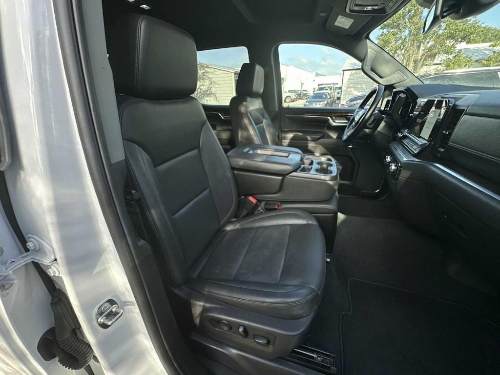 used 2024 GMC Sierra 1500 car, priced at $42,797