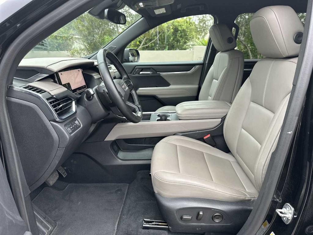 used 2024 GMC Acadia car, priced at $36,997