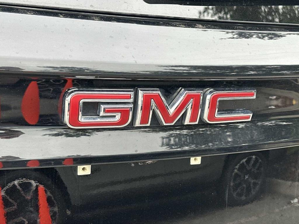 used 2024 GMC Acadia car, priced at $36,997