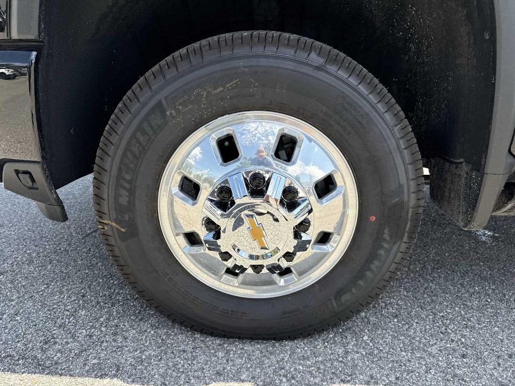 new 2025 Chevrolet Silverado 3500 car, priced at $83,175