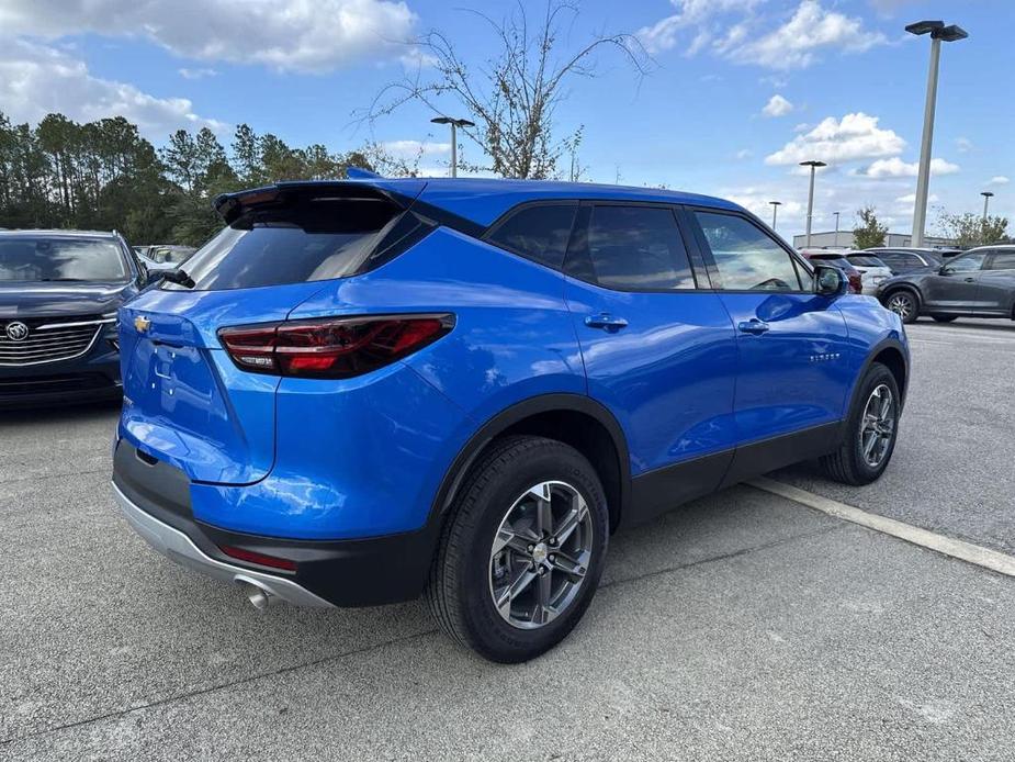 new 2025 Chevrolet Blazer car, priced at $30,570