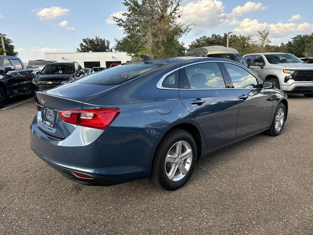 new 2025 Chevrolet Malibu car, priced at $23,270