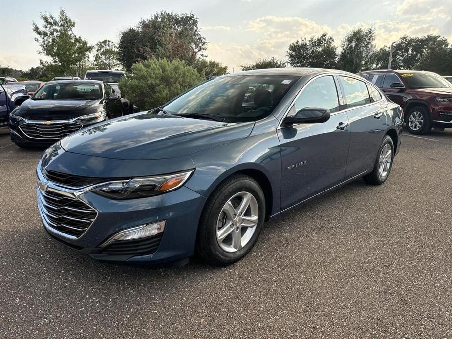 new 2025 Chevrolet Malibu car, priced at $23,270