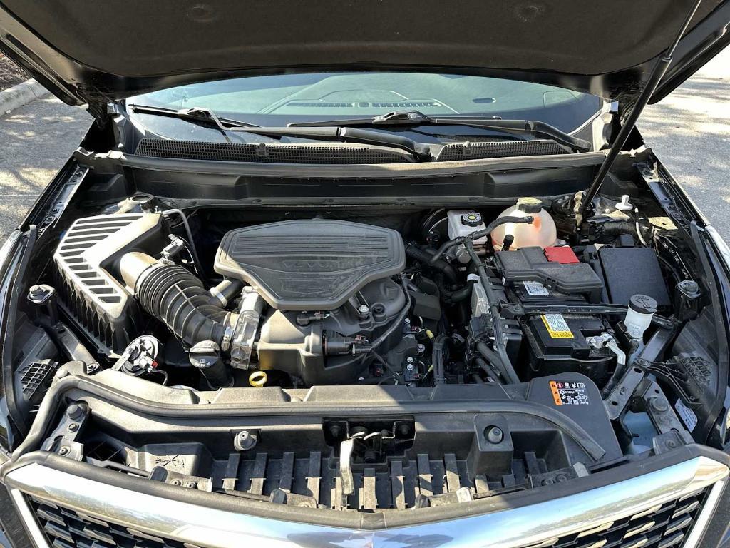 used 2025 Cadillac XT5 car, priced at $39,554