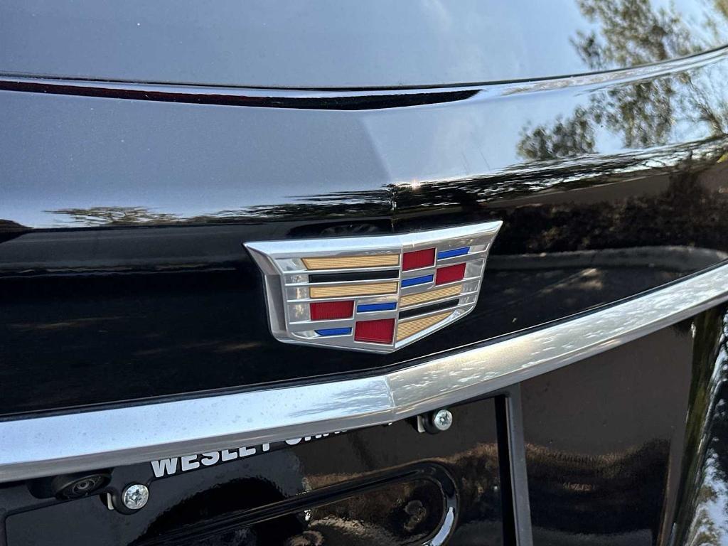 used 2025 Cadillac XT5 car, priced at $39,554