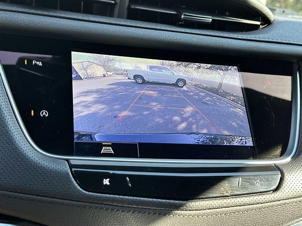 used 2025 Cadillac XT5 car, priced at $39,554