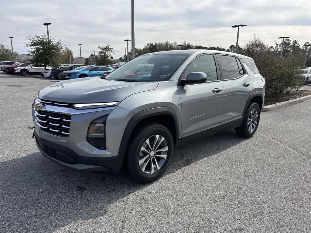 new 2025 Chevrolet Equinox car, priced at $29,495