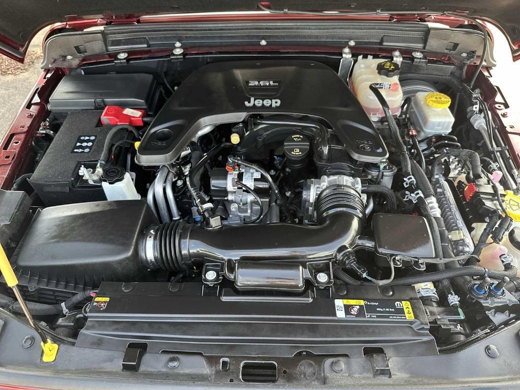 used 2021 Jeep Wrangler Unlimited car, priced at $27,109