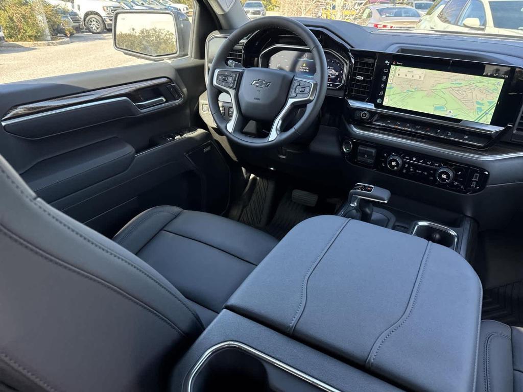 new 2025 Chevrolet Silverado 1500 car, priced at $60,255