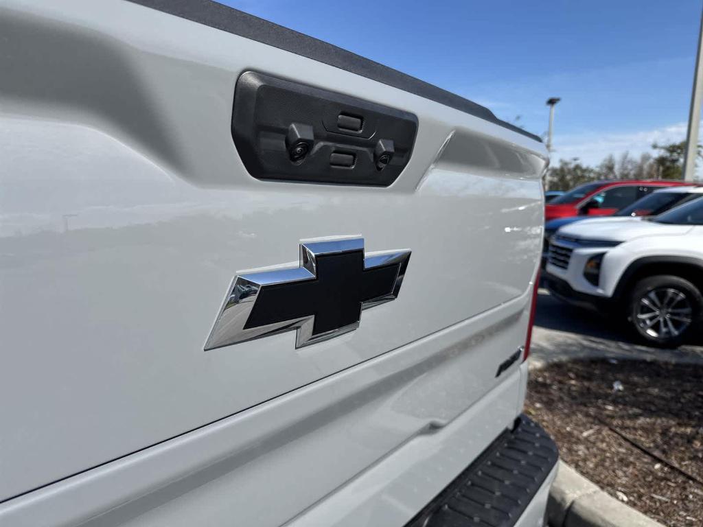 new 2025 Chevrolet Silverado 1500 car, priced at $60,255