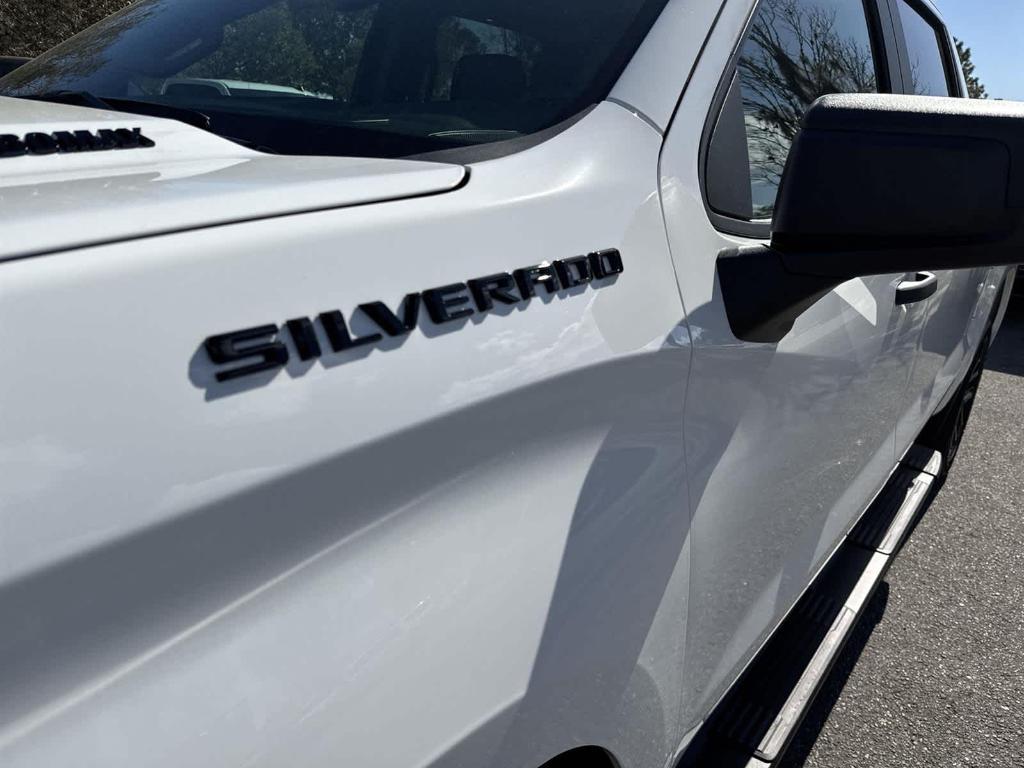 new 2025 Chevrolet Silverado 1500 car, priced at $36,520