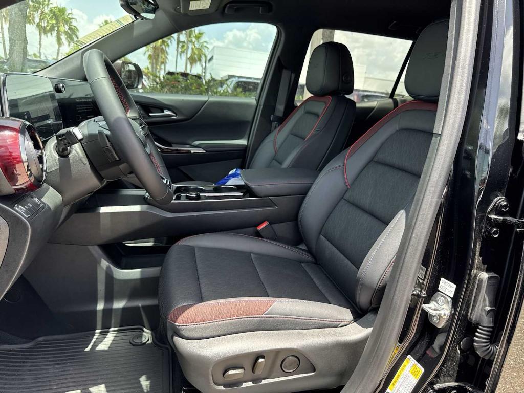 new 2026 Chevrolet Equinox car, priced at $32,115
