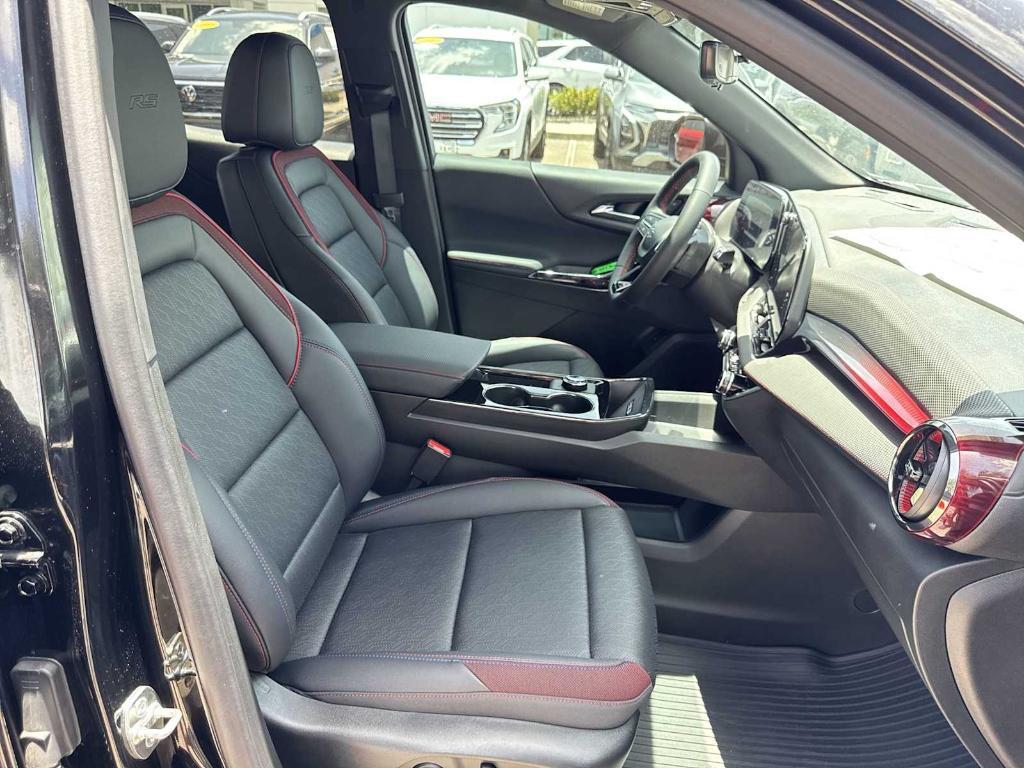 new 2026 Chevrolet Equinox car, priced at $32,115