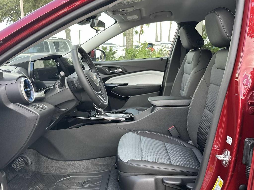 new 2025 Chevrolet Trax car, priced at $23,820
