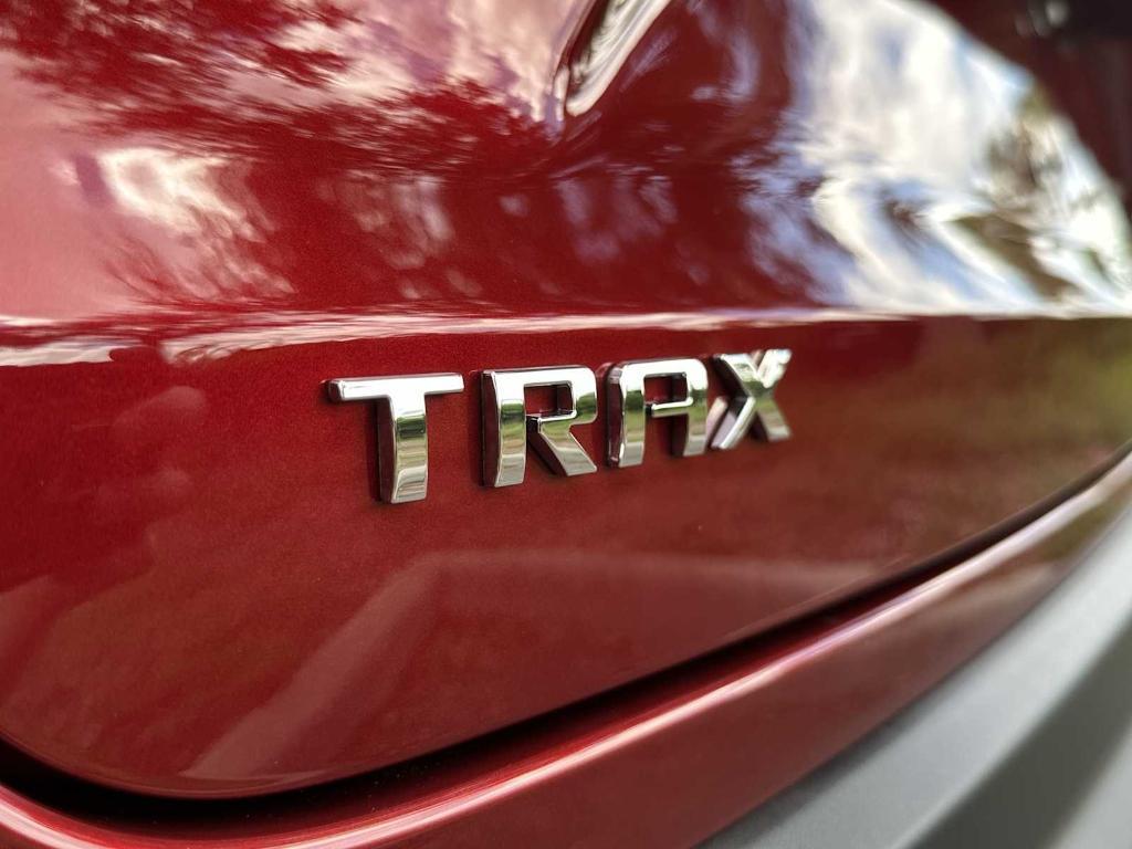 new 2025 Chevrolet Trax car, priced at $23,820