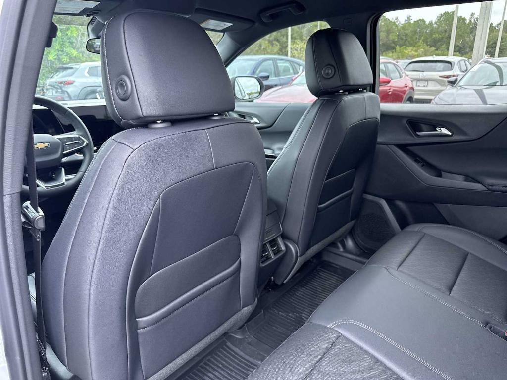 new 2026 Chevrolet Equinox car, priced at $28,310