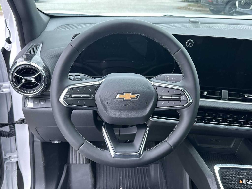 new 2026 Chevrolet Equinox car, priced at $28,310