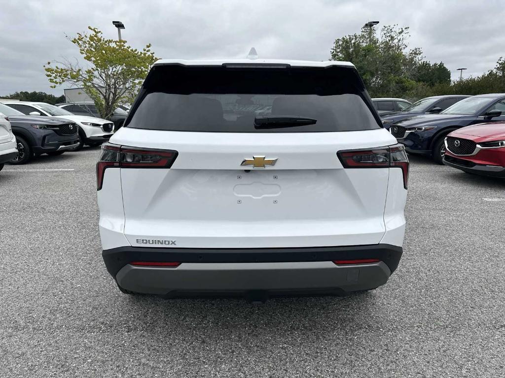 new 2026 Chevrolet Equinox car, priced at $28,310