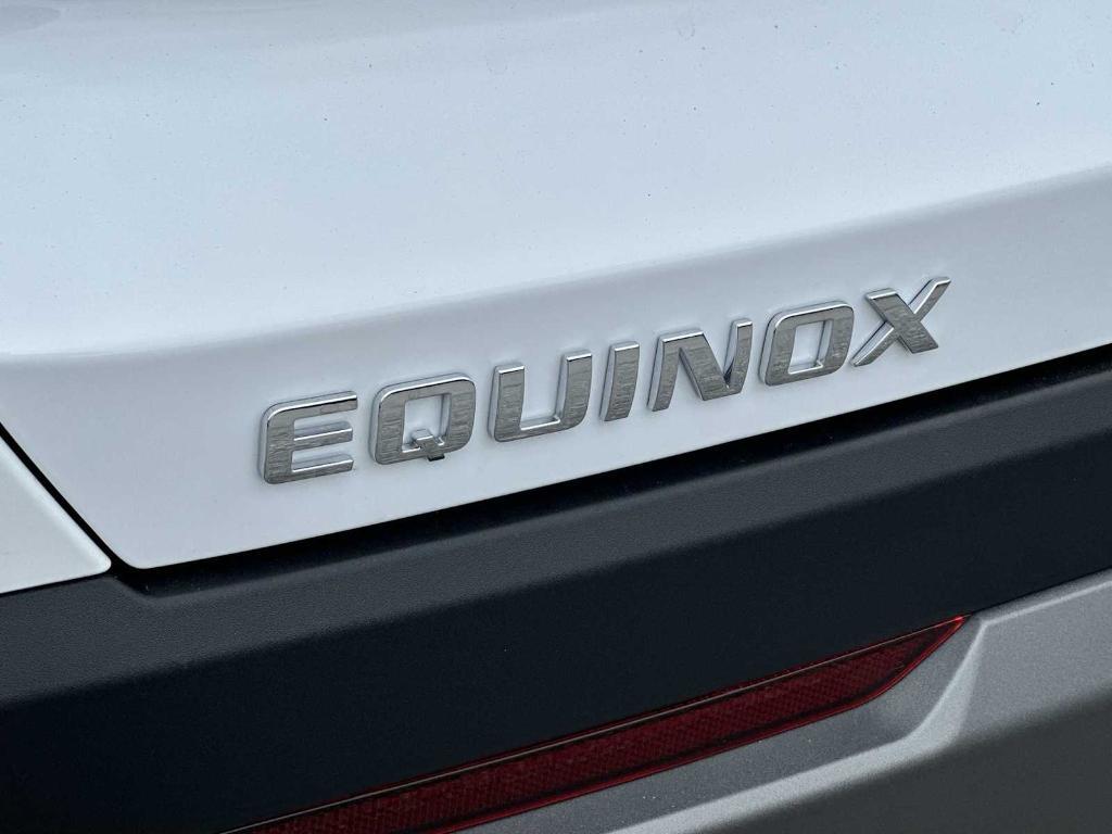 new 2026 Chevrolet Equinox car, priced at $28,310