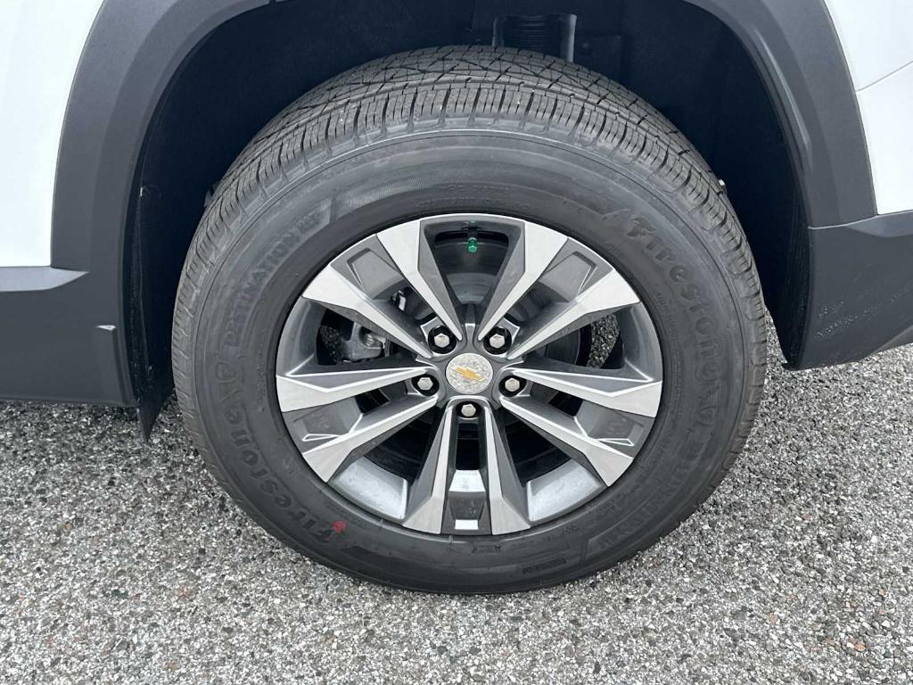 new 2026 Chevrolet Equinox car, priced at $28,310