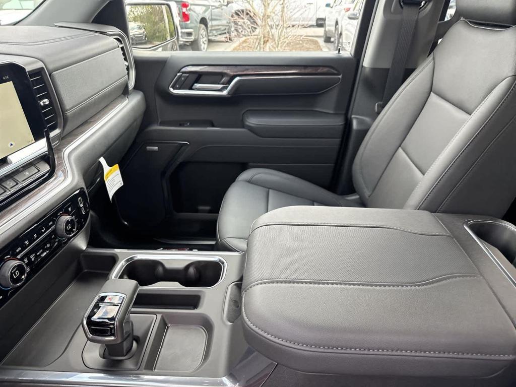 new 2025 Chevrolet Silverado 1500 car, priced at $58,625