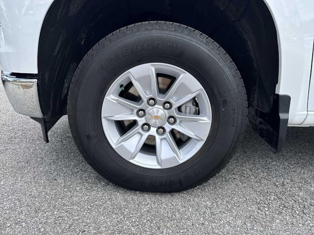 used 2025 Chevrolet Silverado 1500 car, priced at $37,997
