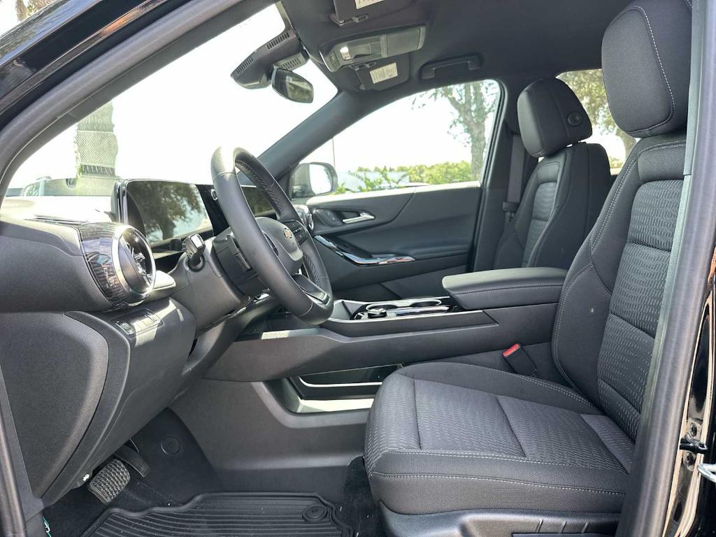new 2026 Chevrolet Equinox car, priced at $26,220