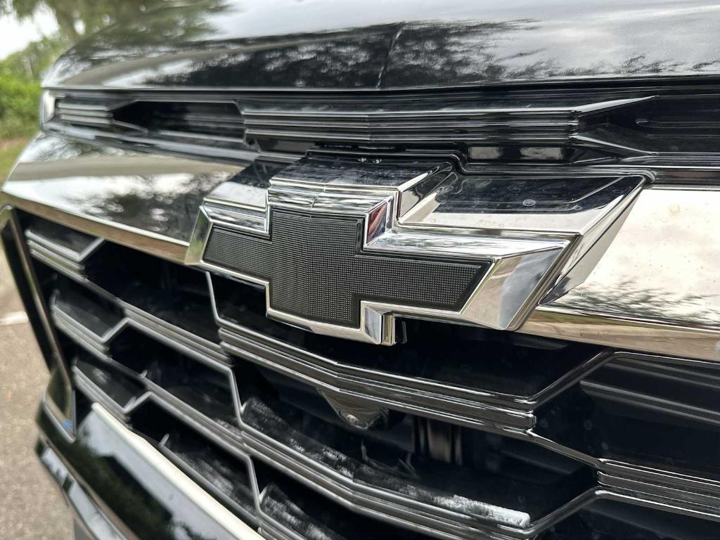 new 2026 Chevrolet Equinox car, priced at $33,525