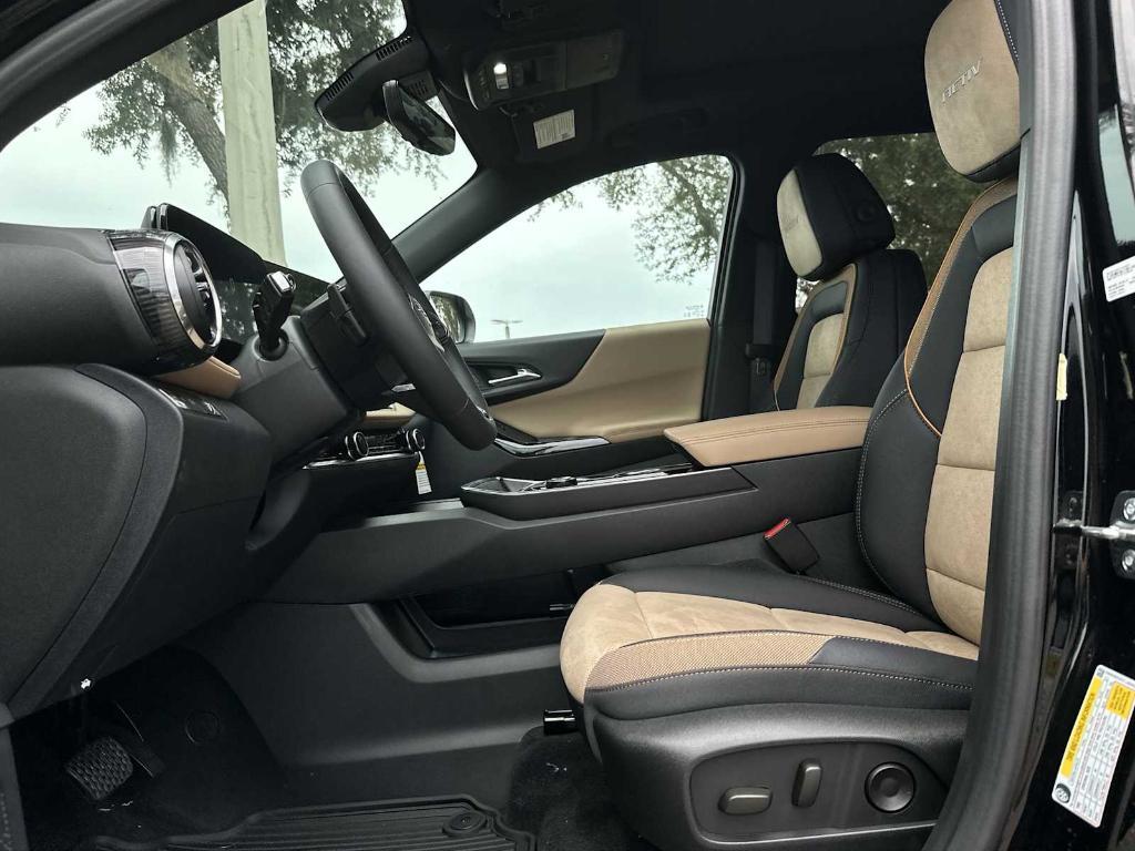 new 2026 Chevrolet Equinox car, priced at $33,525