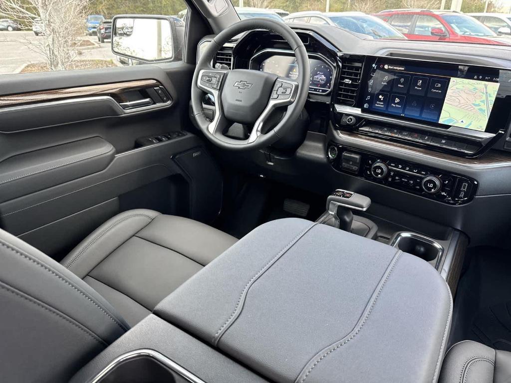 new 2025 Chevrolet Silverado 1500 car, priced at $55,600