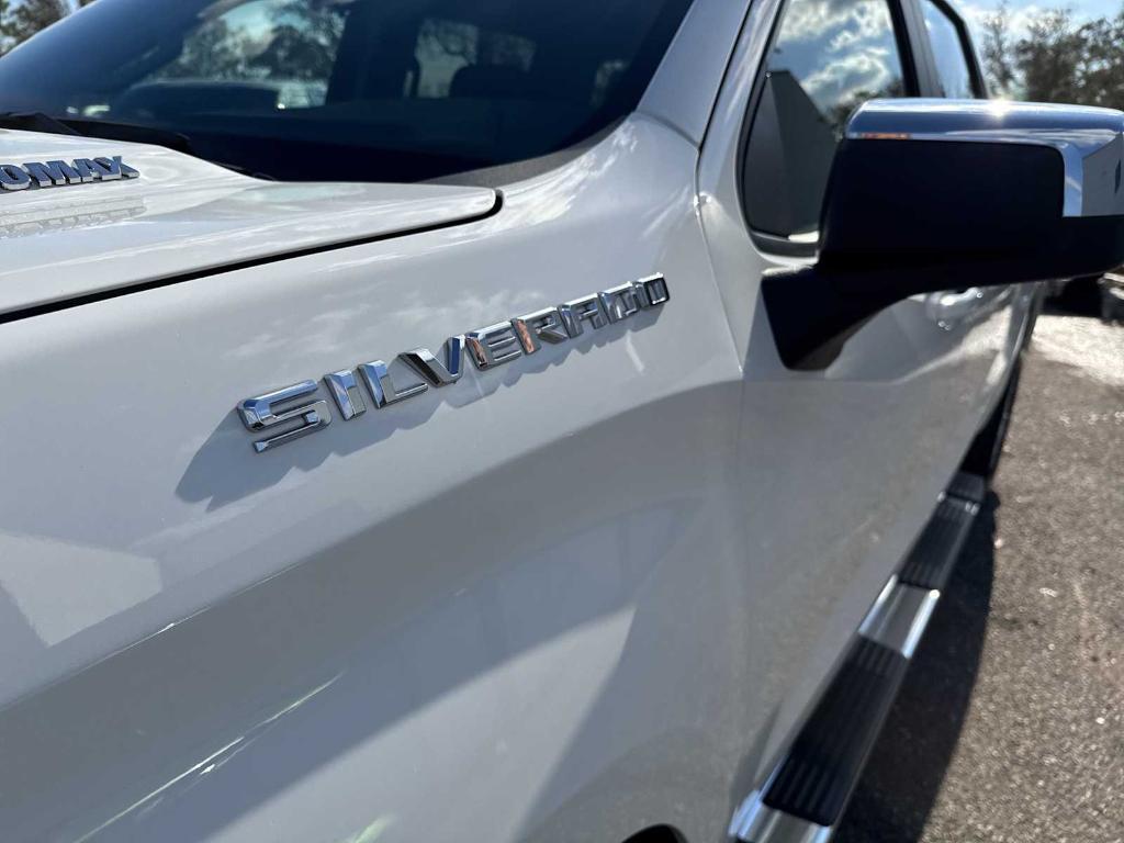 new 2025 Chevrolet Silverado 1500 car, priced at $42,210