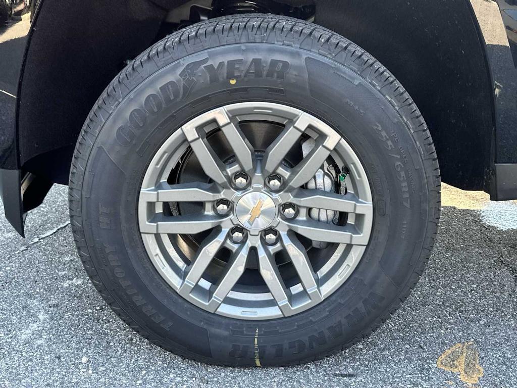 new 2026 Chevrolet Colorado car, priced at $32,955