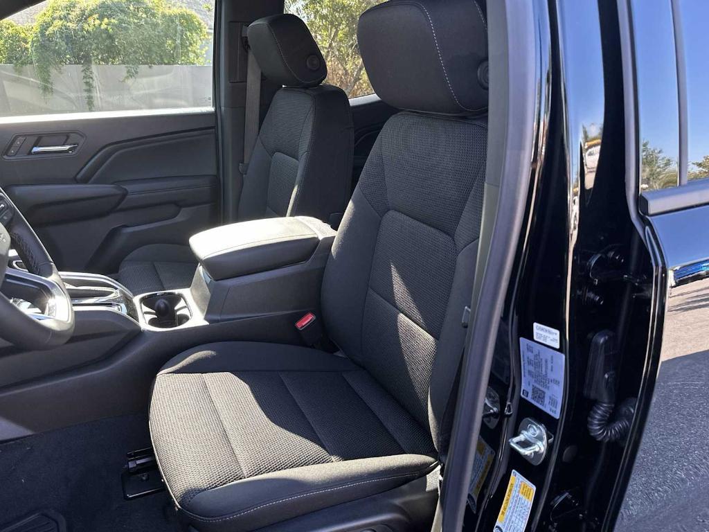 new 2026 Chevrolet Colorado car, priced at $32,955