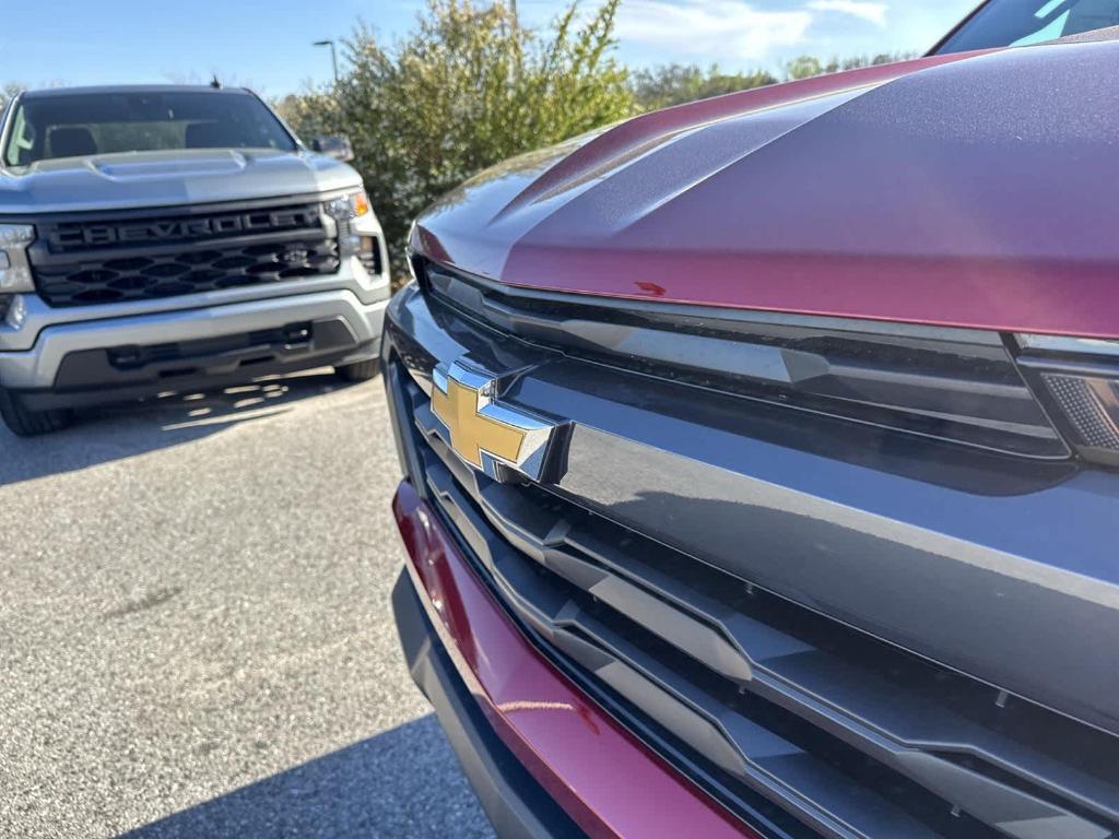 new 2025 Chevrolet Colorado car, priced at $34,140