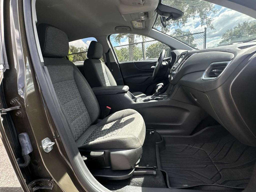 used 2024 Chevrolet Equinox car, priced at $20,697