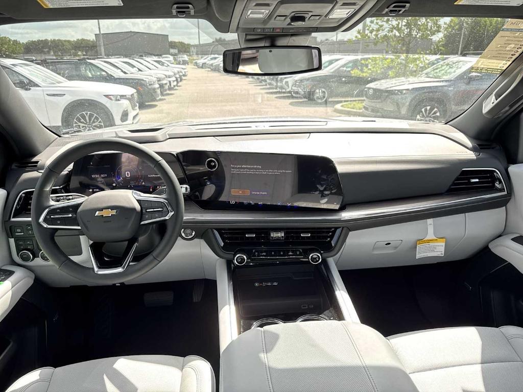 new 2025 Chevrolet Suburban car, priced at $77,620