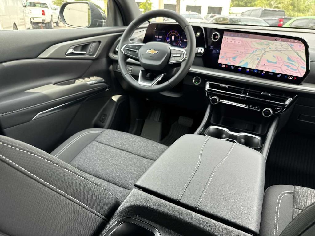 new 2025 Chevrolet Traverse car, priced at $38,545