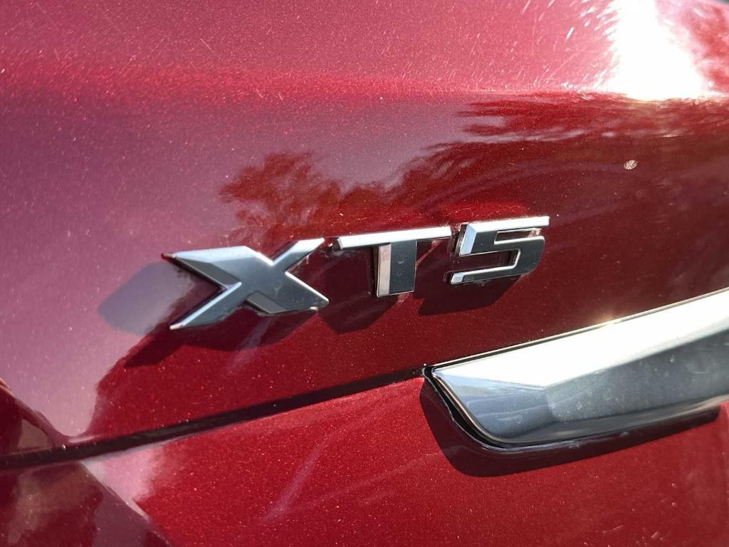 used 2018 Cadillac XT5 car, priced at $13,997