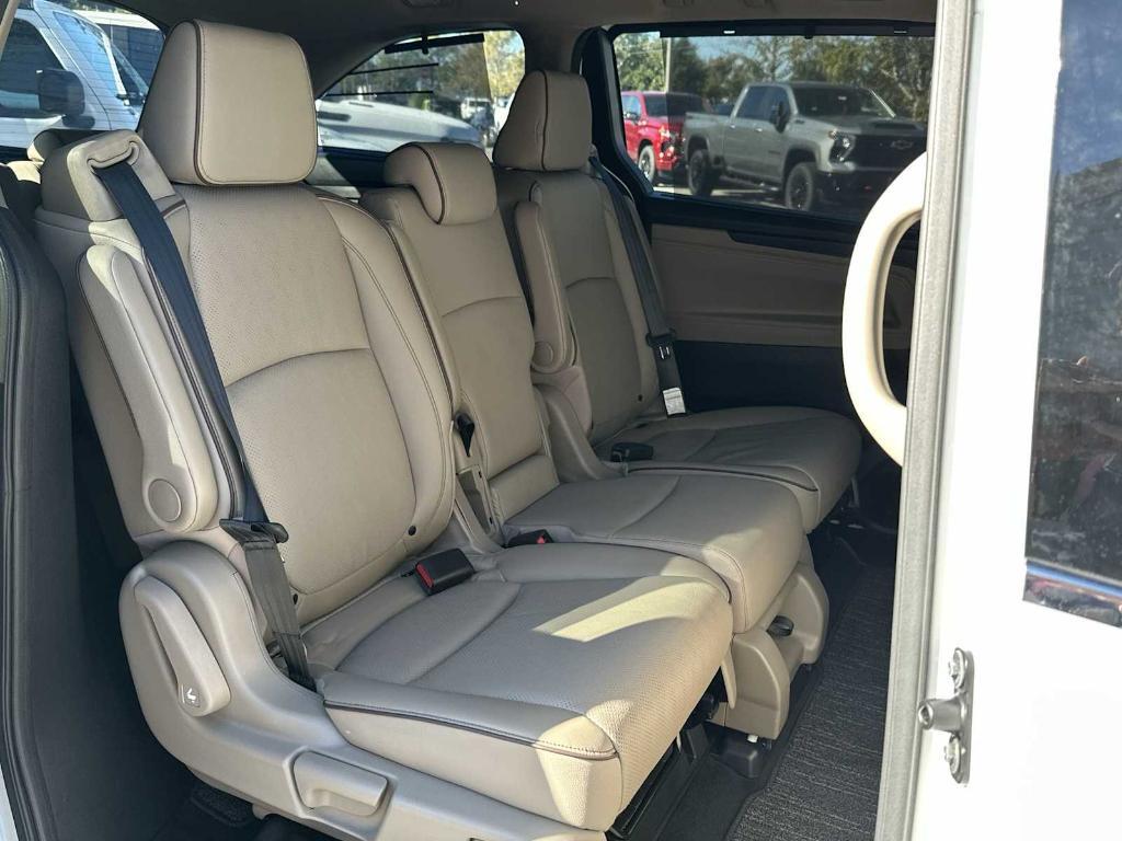 used 2023 Honda Odyssey car, priced at $36,997