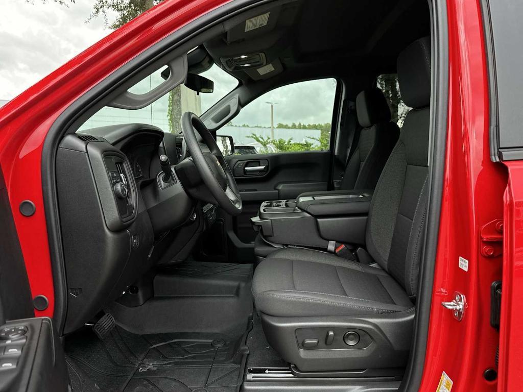 new 2025 Chevrolet Silverado 1500 car, priced at $38,160