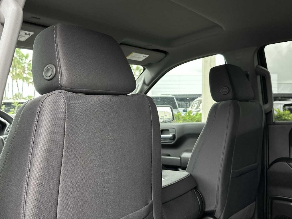 new 2025 Chevrolet Silverado 1500 car, priced at $38,160