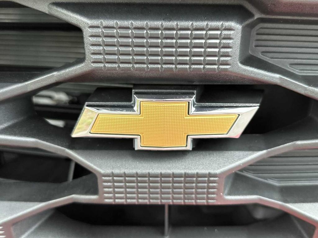 new 2025 Chevrolet Silverado 1500 car, priced at $38,160