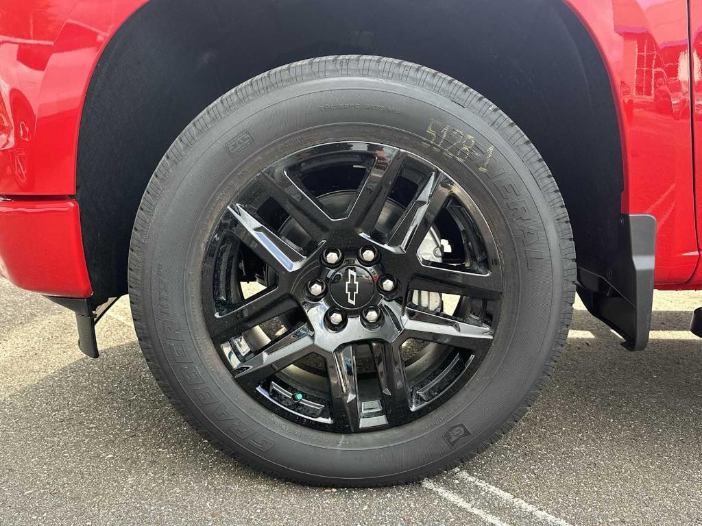 new 2025 Chevrolet Silverado 1500 car, priced at $38,160