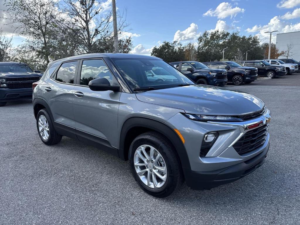 new 2025 Chevrolet TrailBlazer car, priced at $24,980