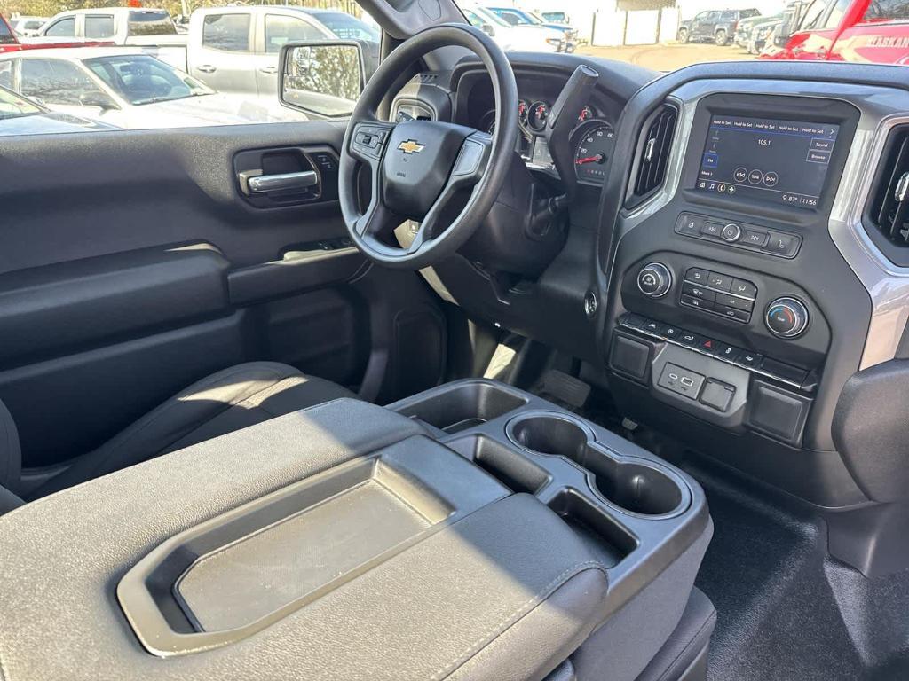 used 2024 Chevrolet Silverado 1500 car, priced at $32,997