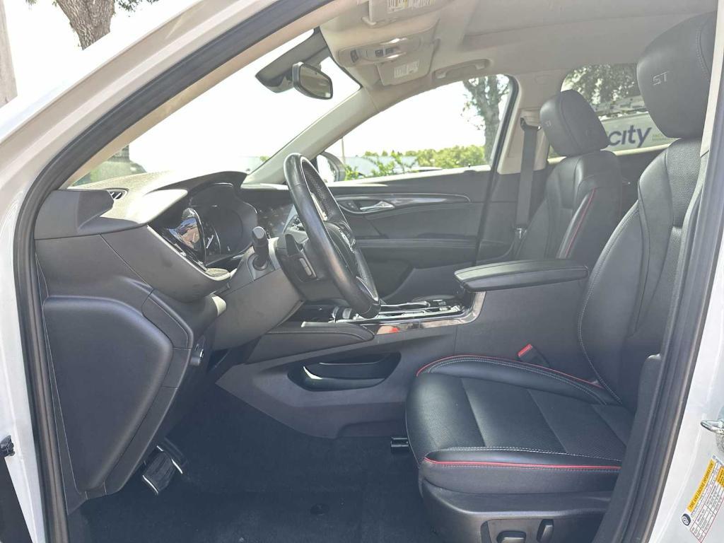 used 2023 Buick Envision car, priced at $23,997
