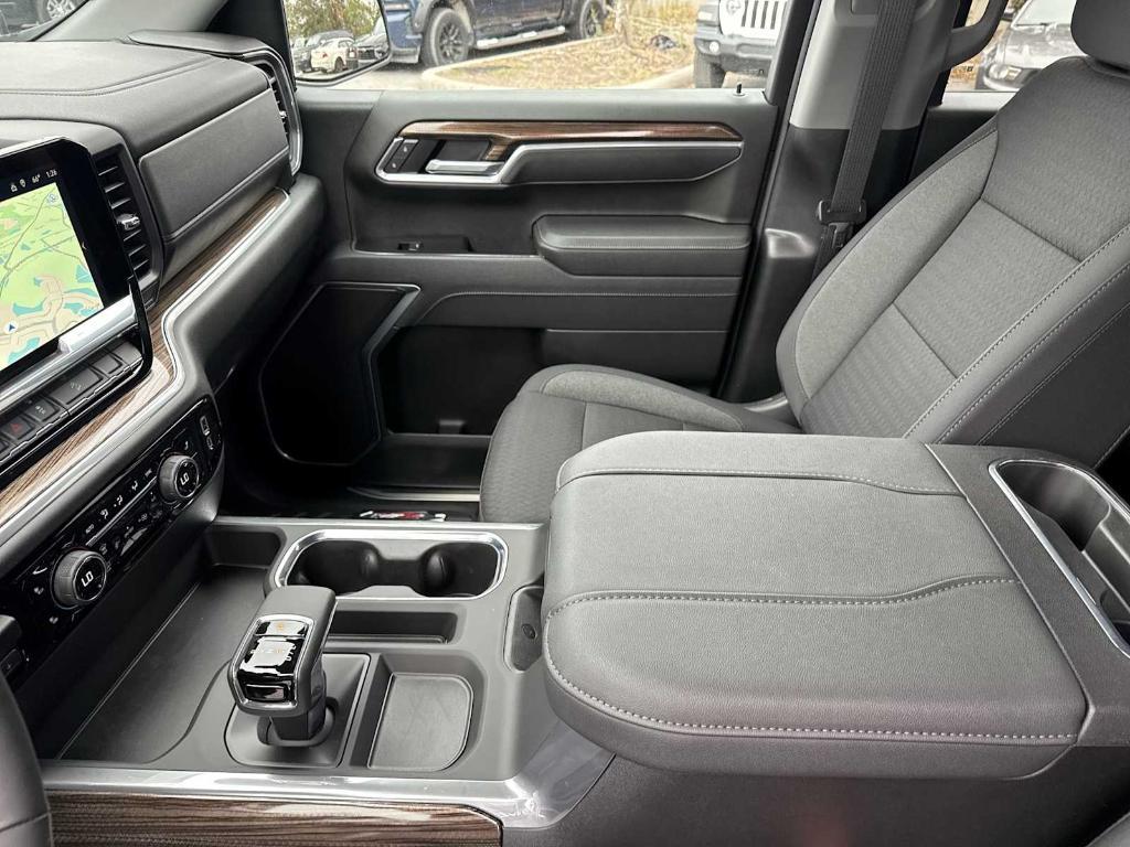 new 2025 Chevrolet Silverado 1500 car, priced at $50,570